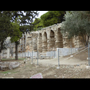 Die Reste der Stoa des Eumenes